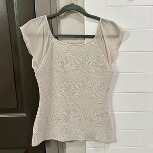 Express Cream Textured Top, Small, short sleeve